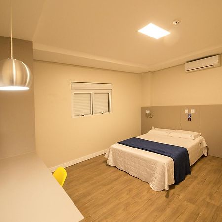 Hiber Hotel - Acesso A Chapecó エクステリア 写真