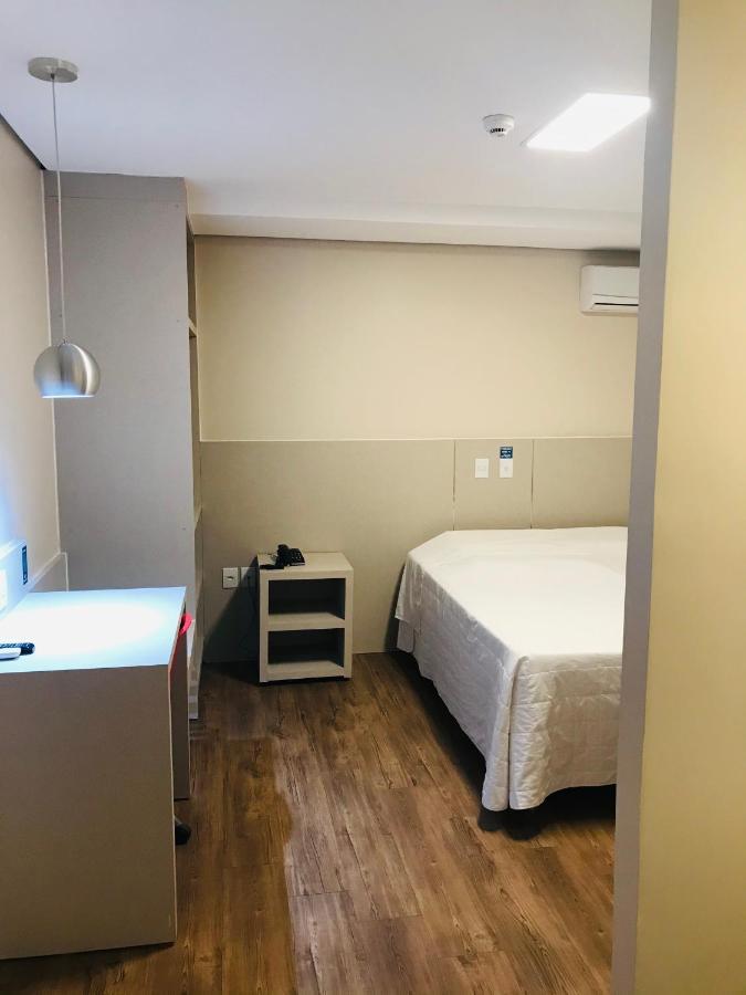 Hiber Hotel - Acesso A Chapecó エクステリア 写真