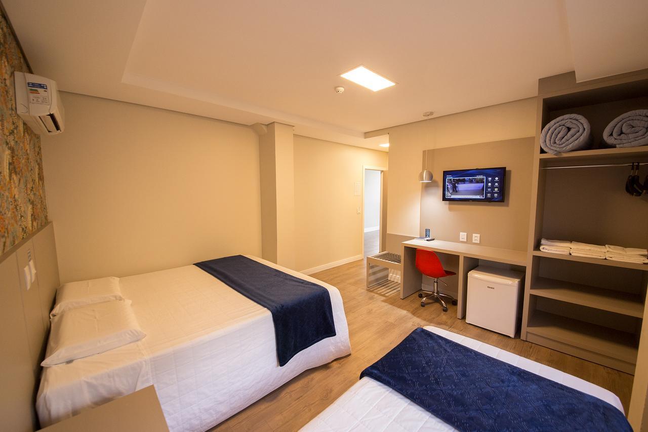 Hiber Hotel - Acesso A Chapecó エクステリア 写真